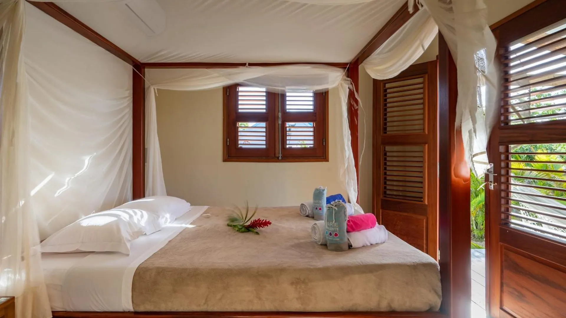 Villa Jacaranda Capesterre 0*,